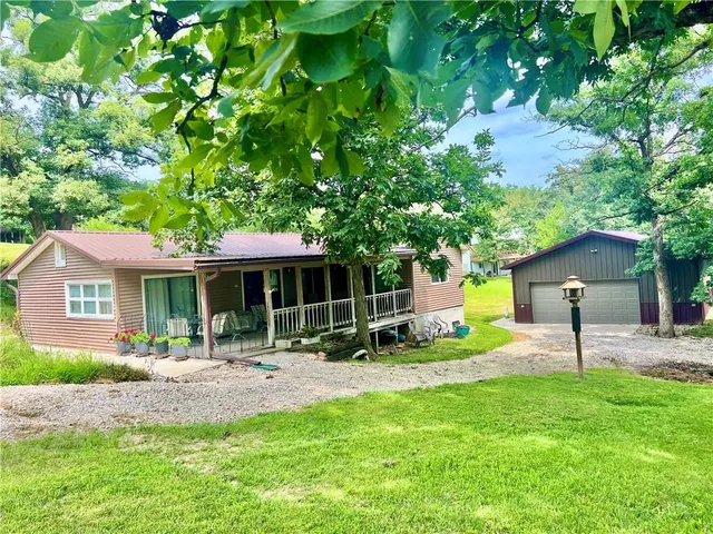 $225,000 | 181 Lake Marie Drive, Princeton, MO 64673