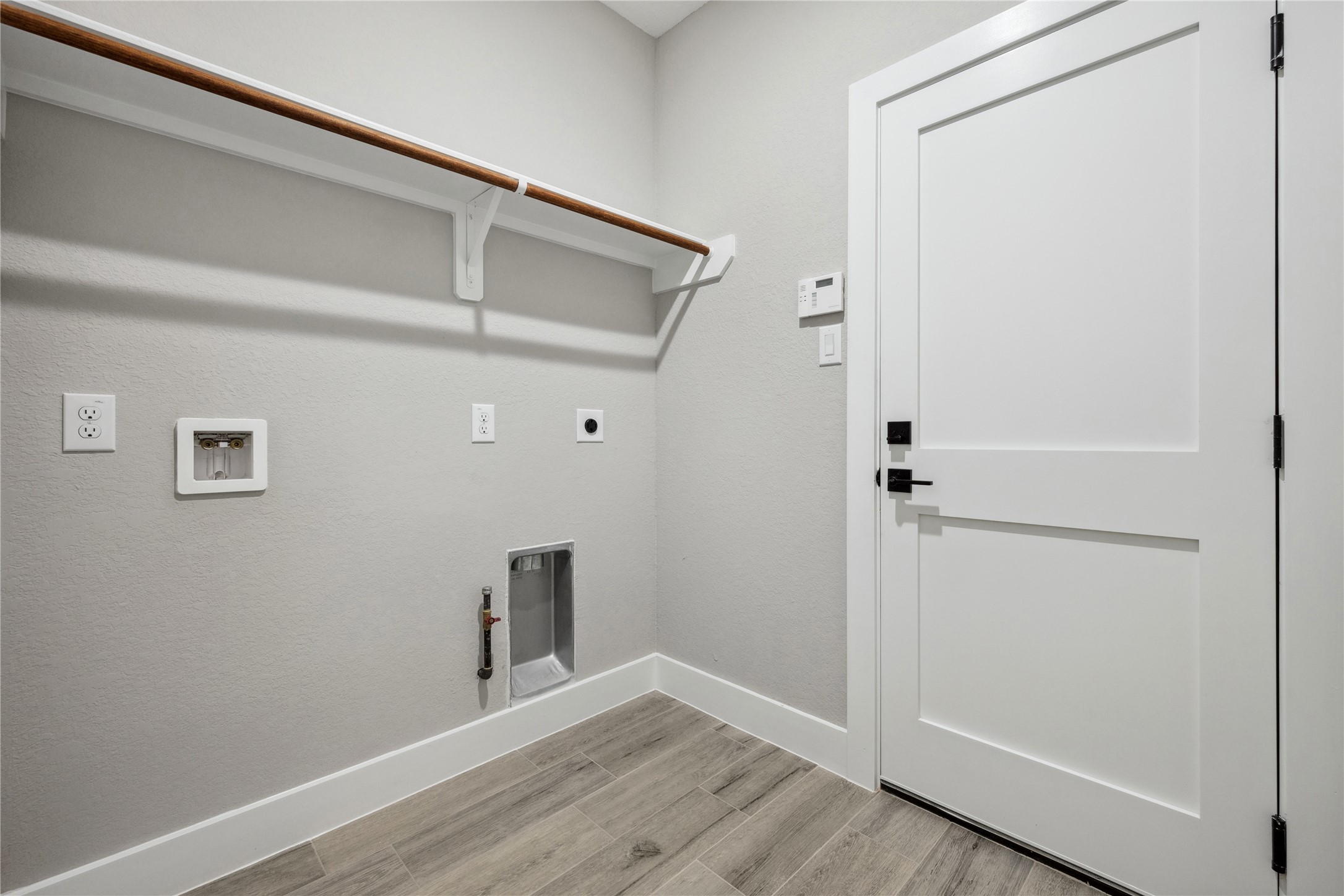 139 Popular Street Onalaska, TX 77360 - Photo 26 of 27 Laundry. Home is plumbed for gas.