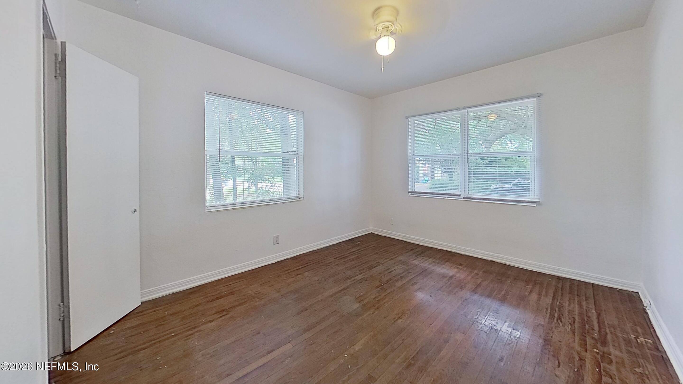 1464 Holmesdale Road, Unit 2 Jacksonville, FL 32207 - Photo 9 of 13 Bedroom (21)