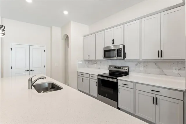 $589,000 | 14421 Nonna Sky Drive, Spring Hill, FL 34609