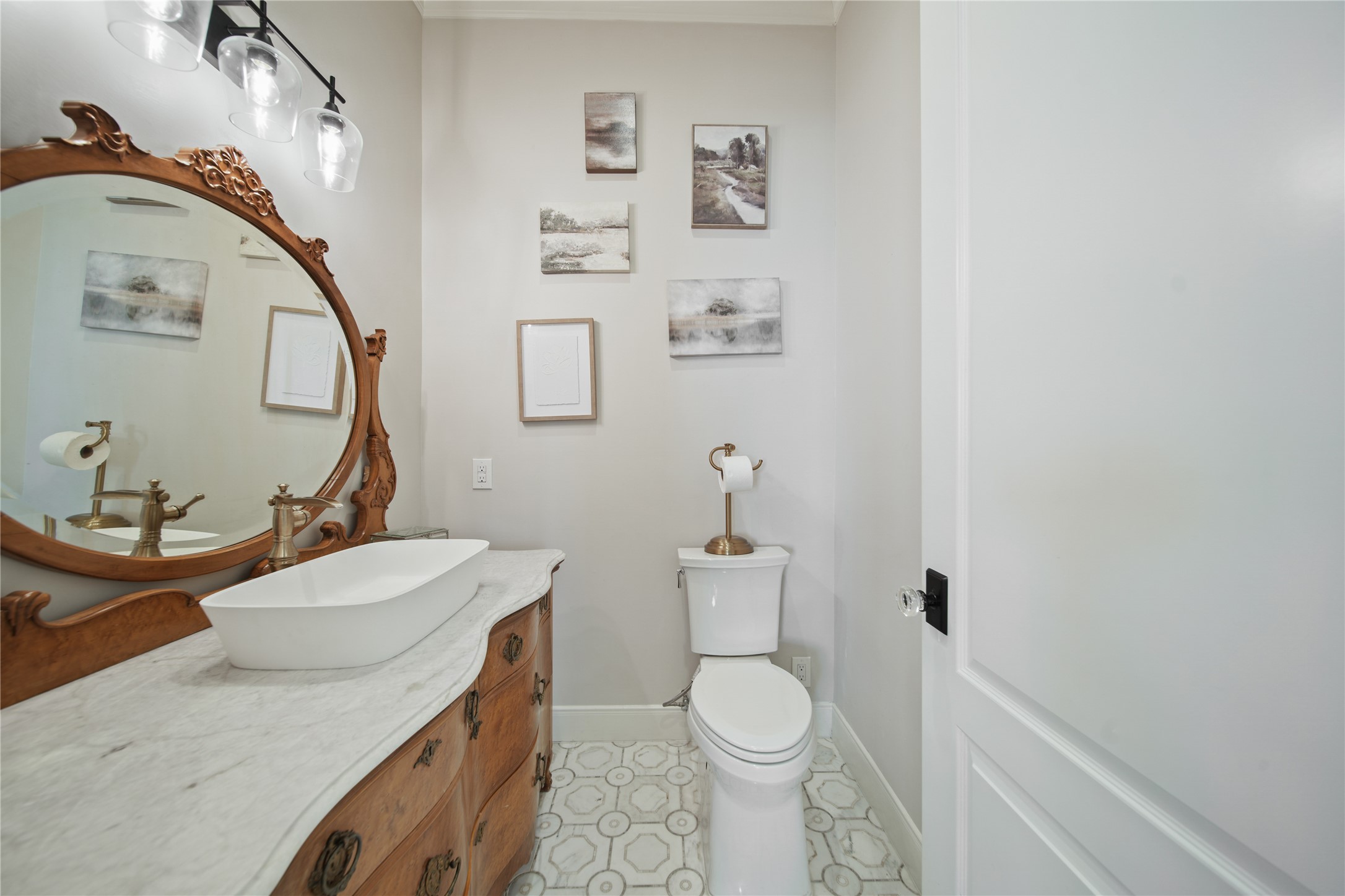 206 Avenue A Dickinson, TX 77539 - Photo 22 of 38 Half Bath!