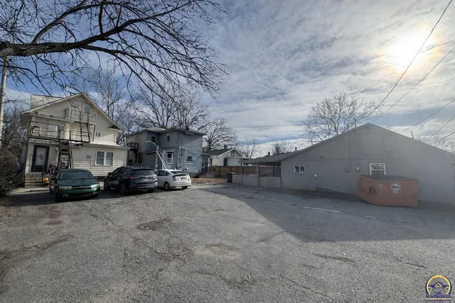 $135,000 | 1109 Southwest Lincoln Street, Topeka, KS 66604