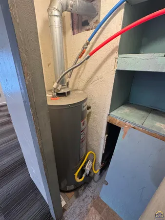 $129,900 | 1109 Southwest Lincoln Street, Topeka, KS 66604