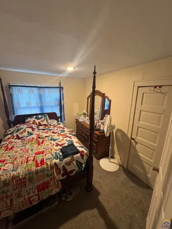 $129,900 | 1109 Southwest Lincoln Street, Topeka, KS 66604