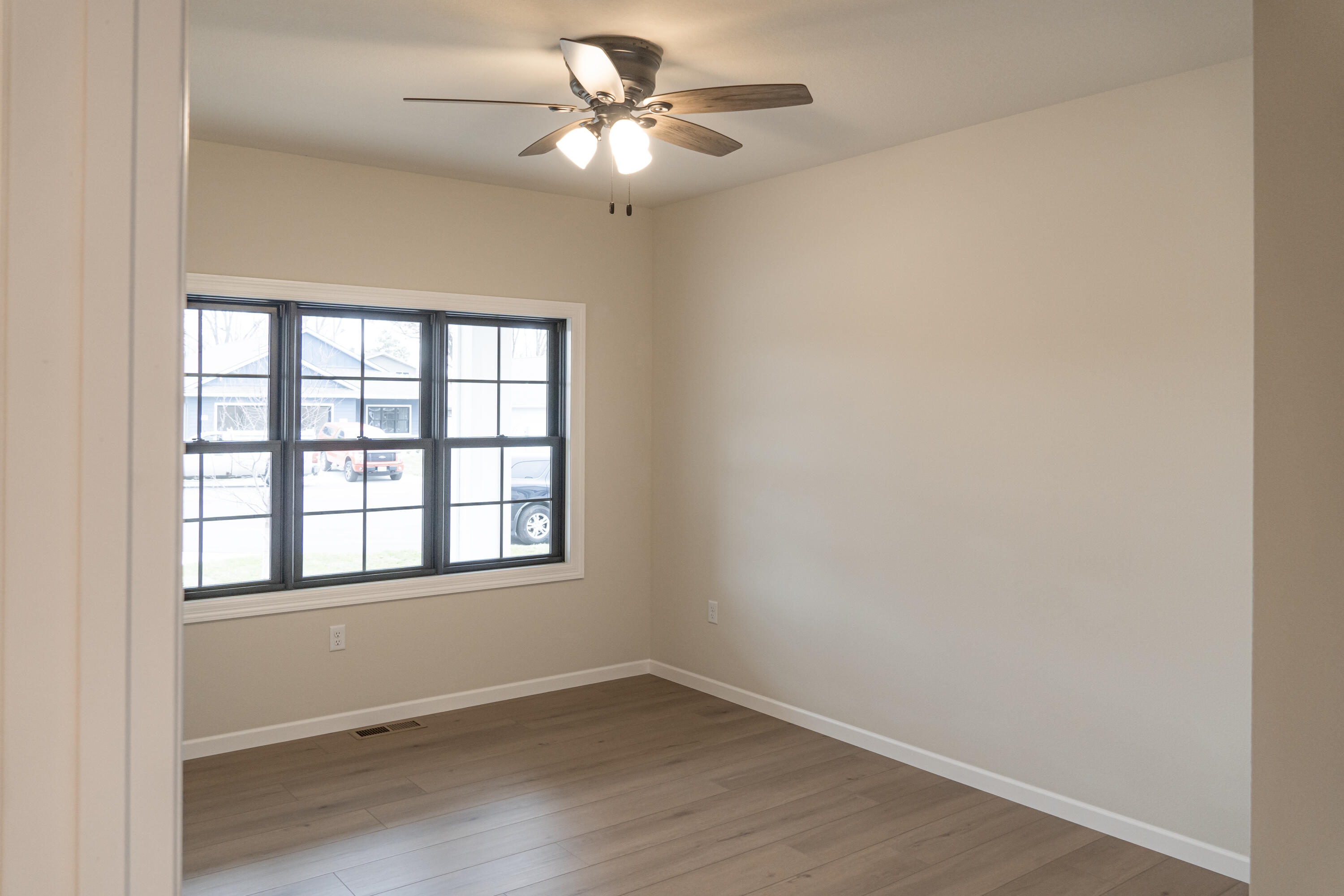 618 Johnson Street Onalaska, WI 54650 - Photo 2 of 29 Bedroom #2