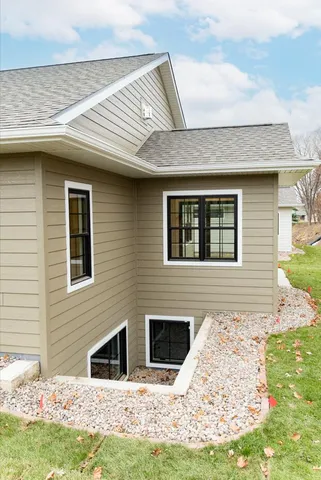 $674,800 | 618 Johnson Street, Onalaska, WI 54650