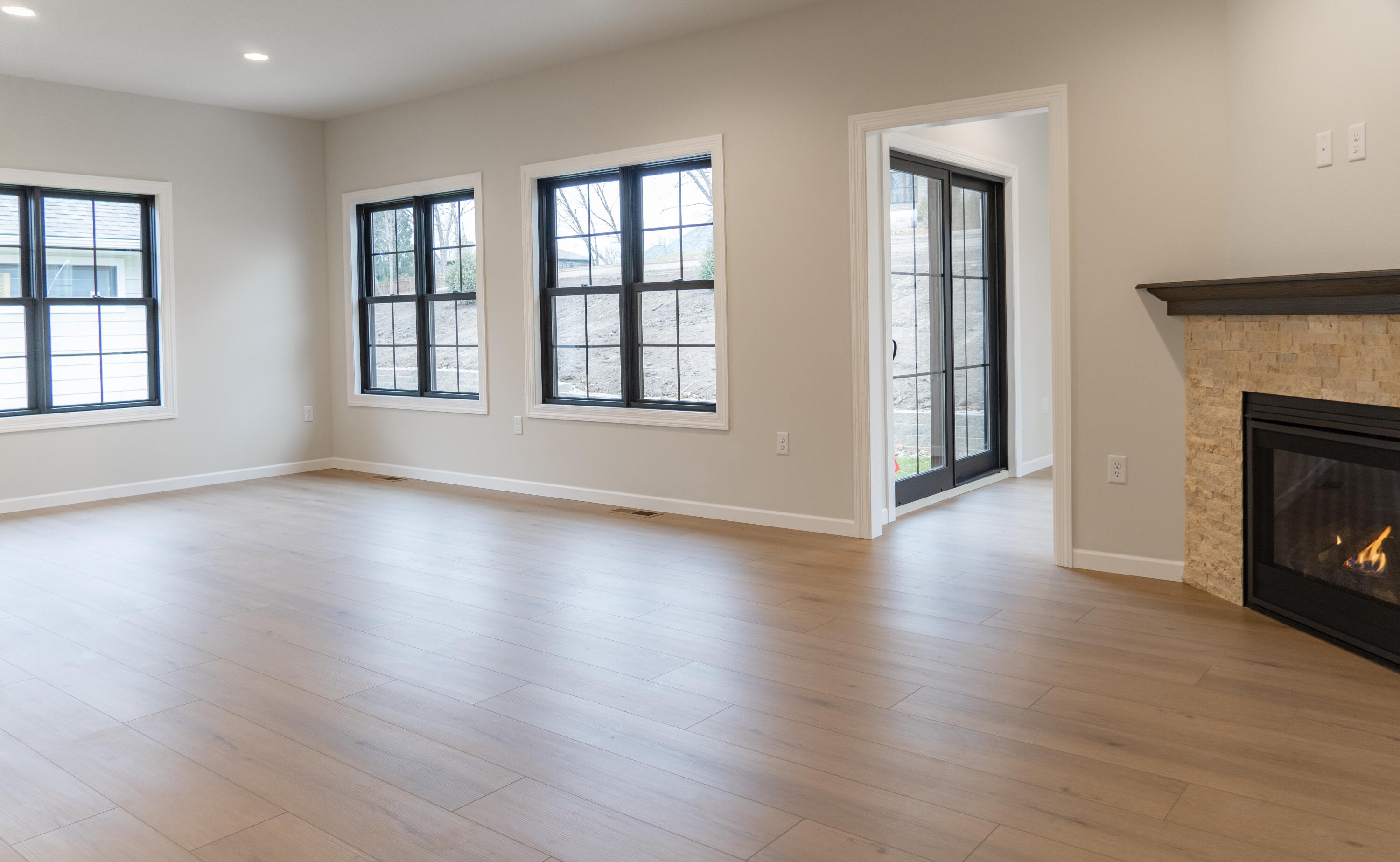 618 Johnson Street Onalaska, WI 54650 - Photo 7 of 29 Great Room #2