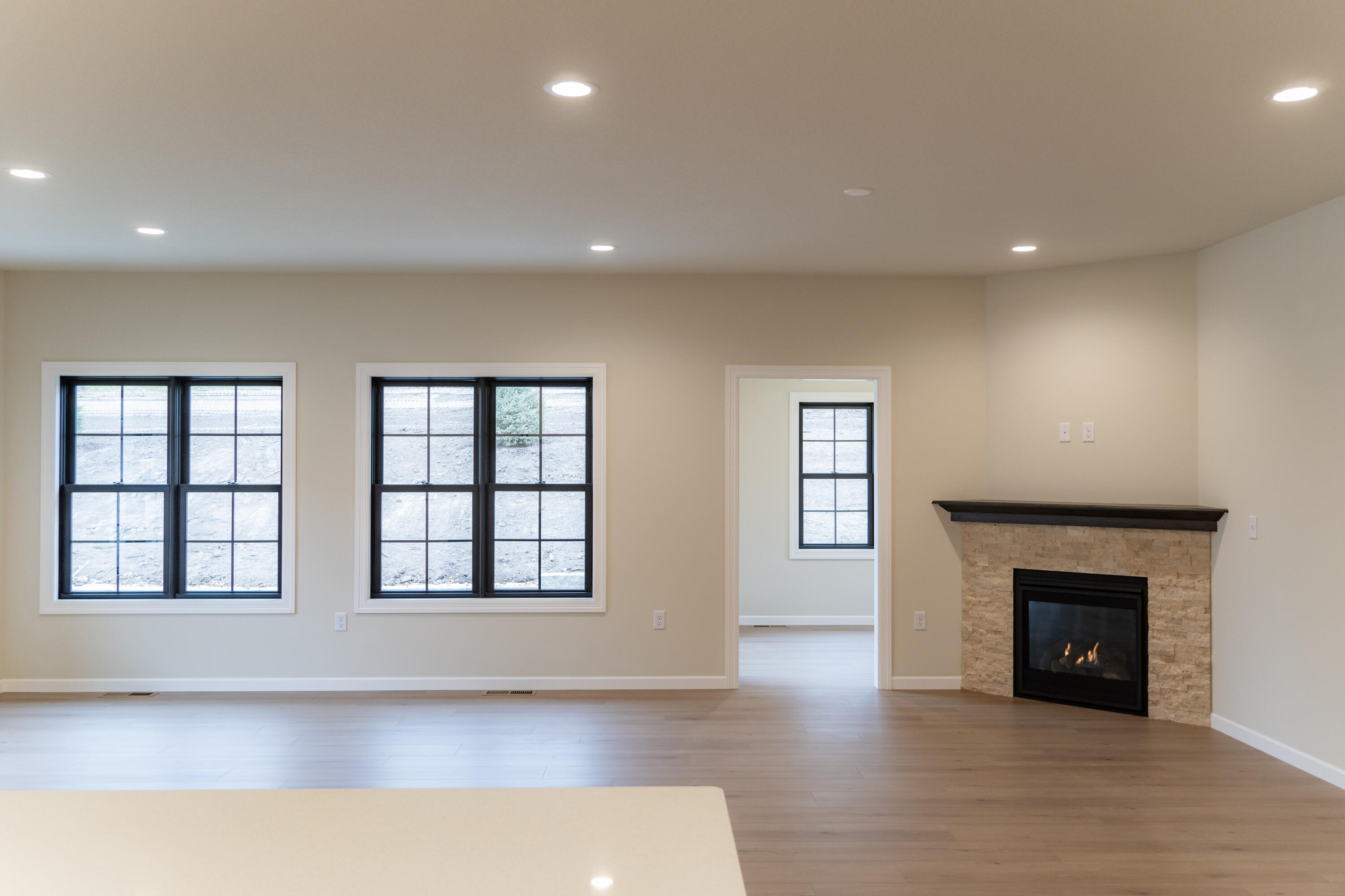 618 Johnson Street Onalaska, WI 54650 - Photo 8 of 29 Great Room #3