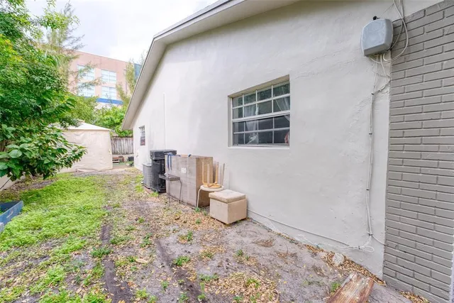 $2,200 | 801 Southwest 1st Street, Unit 801, Dania Beach, FL 33004