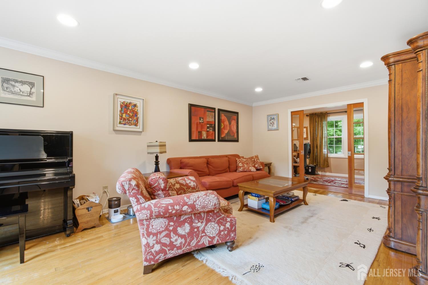 4 Woodruff Road Edison, NJ 08820 - Photo 7 of 43