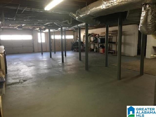 1332 Round Hl Road Birmingham, AL 35216 - Photo 16 of 20