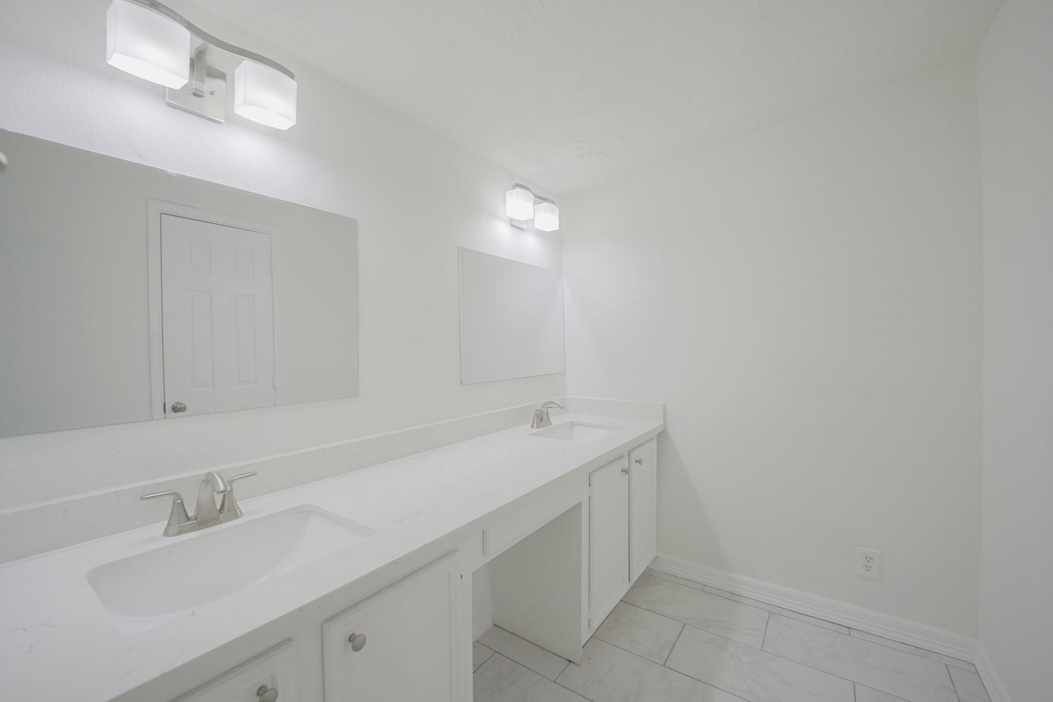 1419 Chestnut Ridge Road Houston, TX 77339 - Photo 23 of 26 Gallery Image 23
