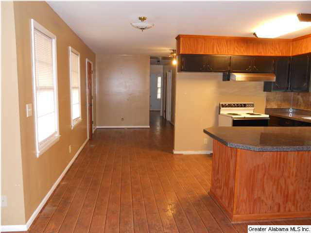 109 Marble Valley Road Sylacauga, AL 35151 - Photo 6 of 27
