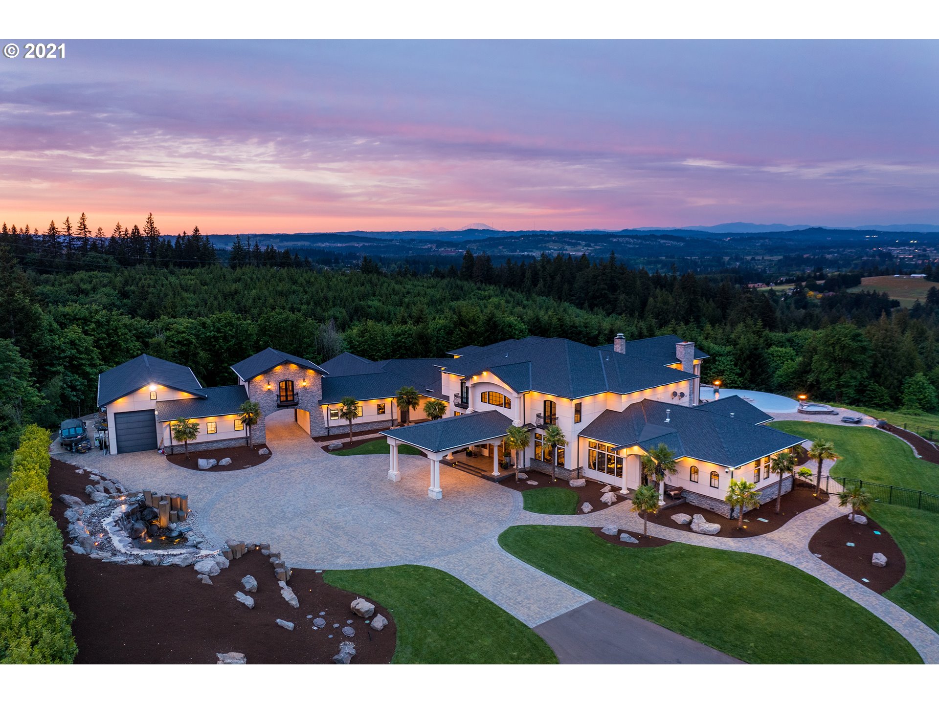 21065 Southwest Chapman Road Sherwood, OR 97140 - Photo 1 of 32 Gallery Image 1