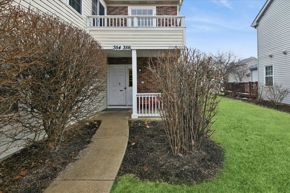 356 Ogden Falls Boulevard, Unit 356 Oswego, IL 60543 - Photo 2 of 22