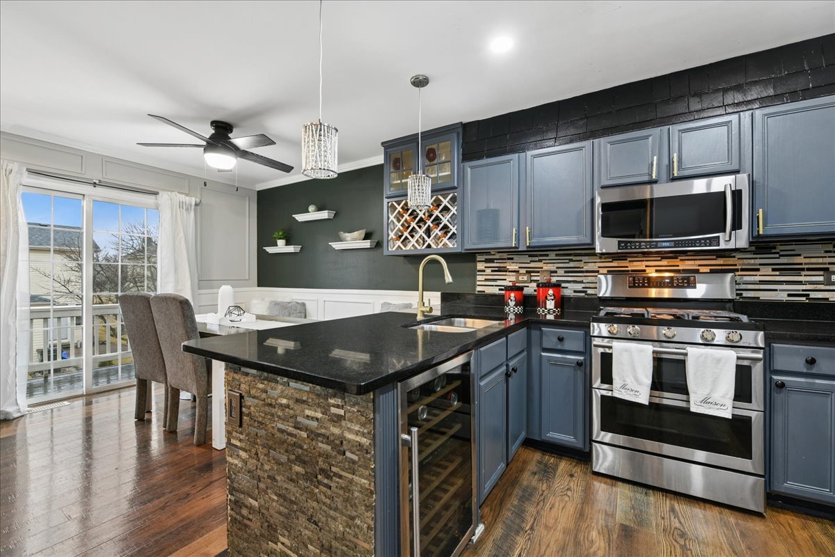 356 Ogden Falls Boulevard, Unit 356 Oswego, IL 60543 - Photo 7 of 22