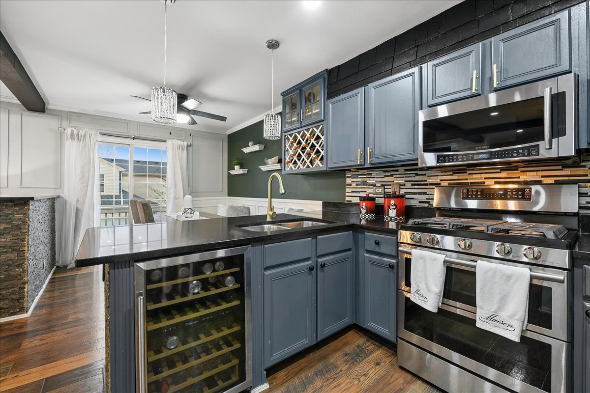 356 Ogden Falls Boulevard, Unit 356 Oswego, IL 60543 - Photo 9 of 22