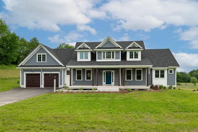 $1,350,000 | Lot 8 Emerson Ridge, Unit 8, Dover, NH 03820