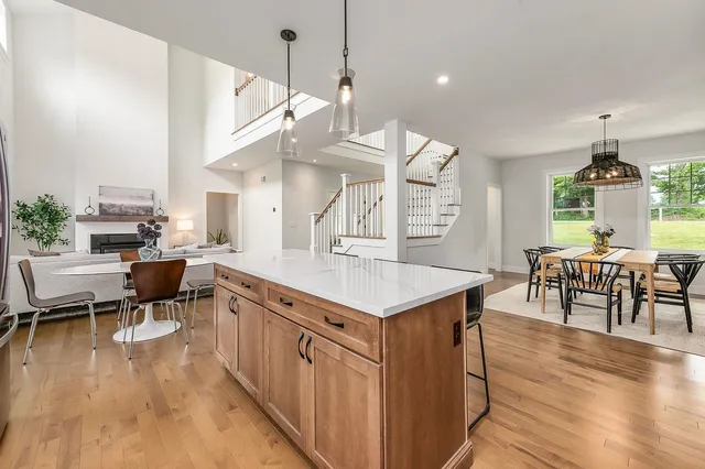 $1,350,000 | Lot 8 Emerson Ridge, Unit 8, Dover, NH 03820