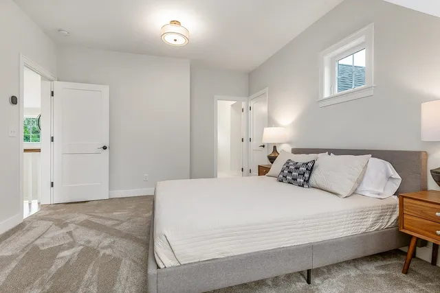 $1,350,000 | Lot 8 Emerson Ridge, Unit 8, Dover, NH 03820