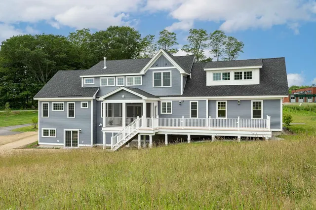 $1,350,000 | Lot 8 Emerson Ridge, Unit 8, Dover, NH 03820