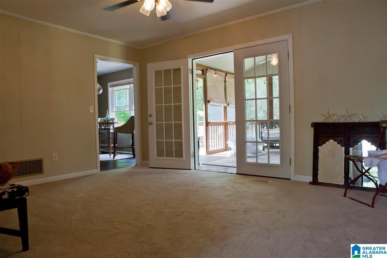 1046 Blue Ridge Boulevard Birmingham, AL 35226 - Photo 6 of 24