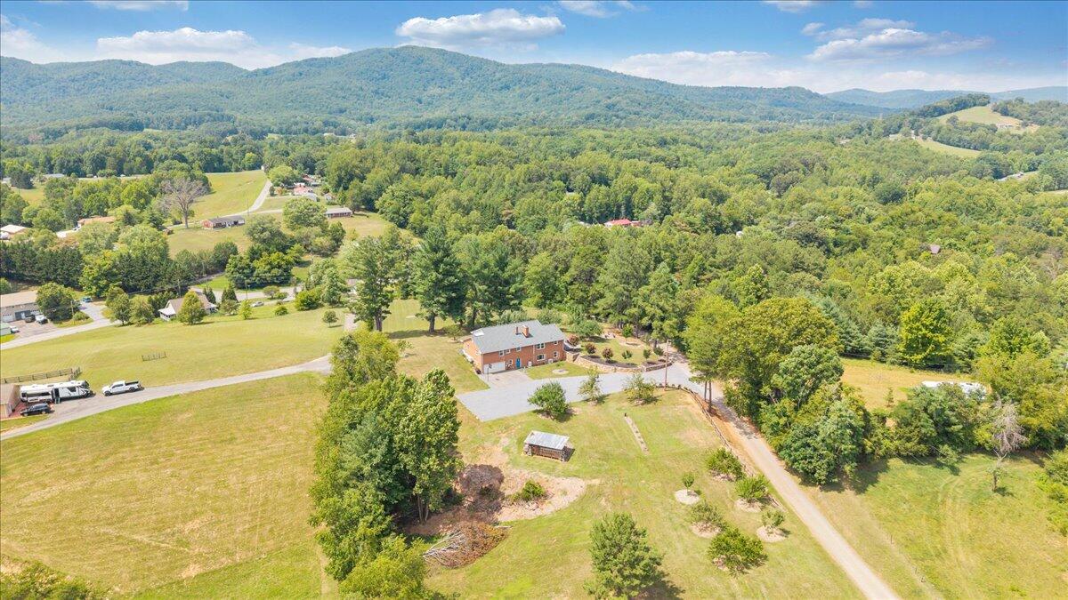 1125 Loyds Store Road Vinton, VA 24179 - Photo 95 of 119 092-DJI_20260706151330_0289_D