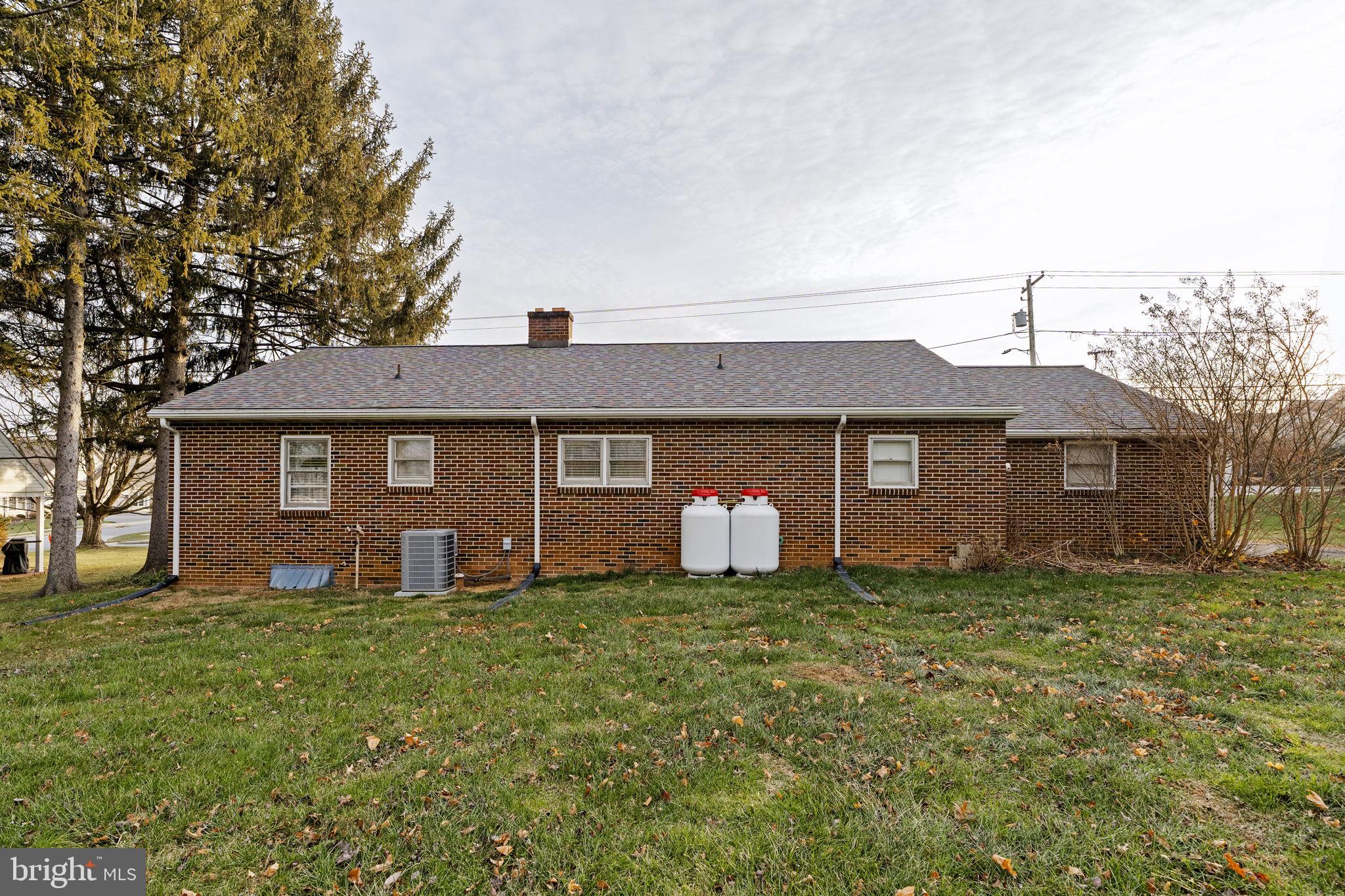 406 South Church Street Quarryville, PA 17566 - Photo 21 of 24 a front view of house with yard
