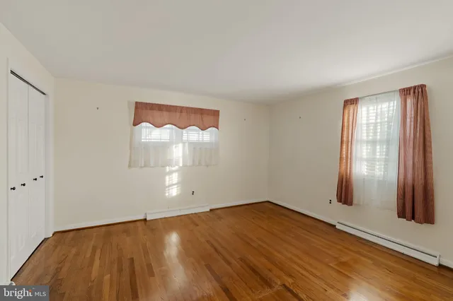 $324,800 | 406 South Church Street, Quarryville, PA 17566