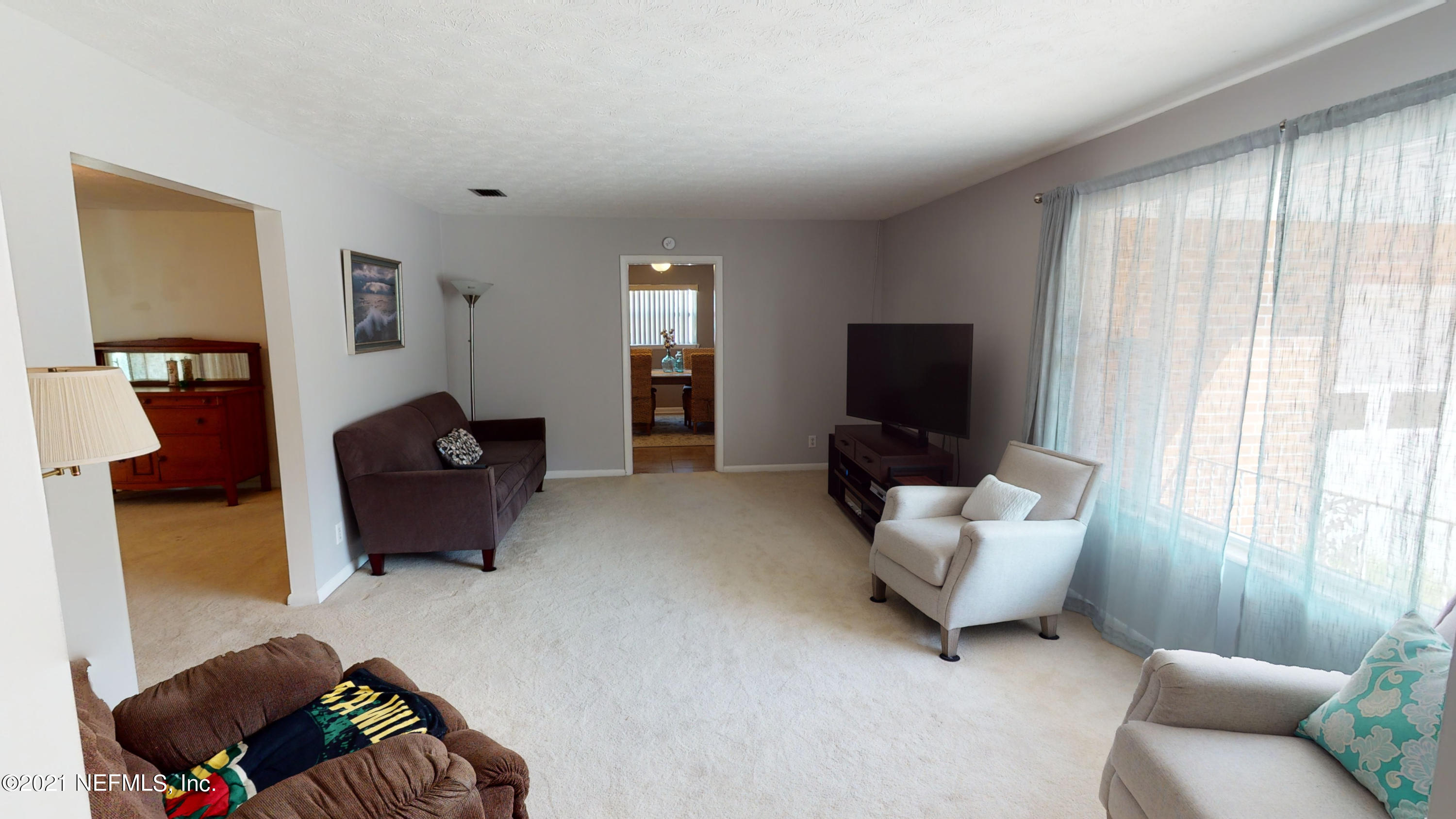 10757 High Ridge Road Jacksonville, FL 32225 - Photo 4 of 21 Living Room
