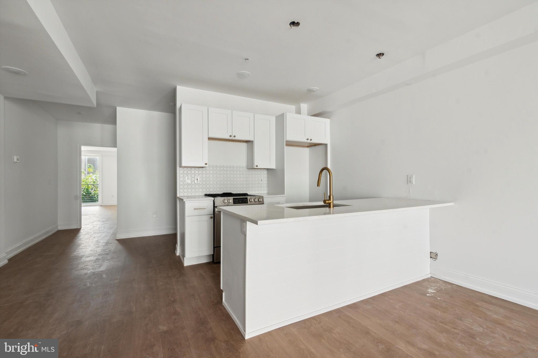 1614 Ridge Avenue, Unit 303 Philadelphia, PA 19130 - Photo 7 of 24 Gallery Image 7