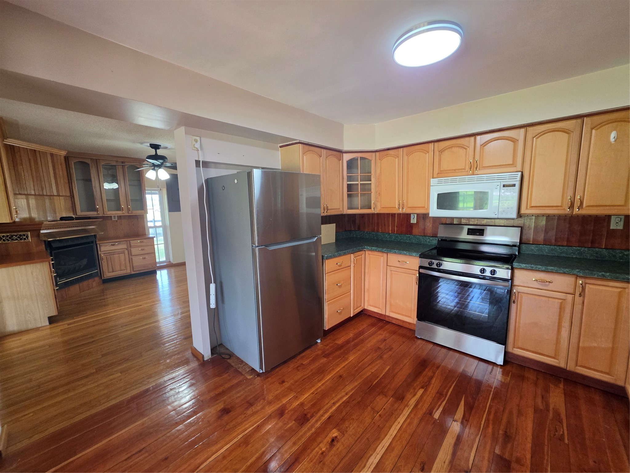 8435 Peters Road Manvel, TX 77578 - Photo 11 of 19 Gallery Image 11
