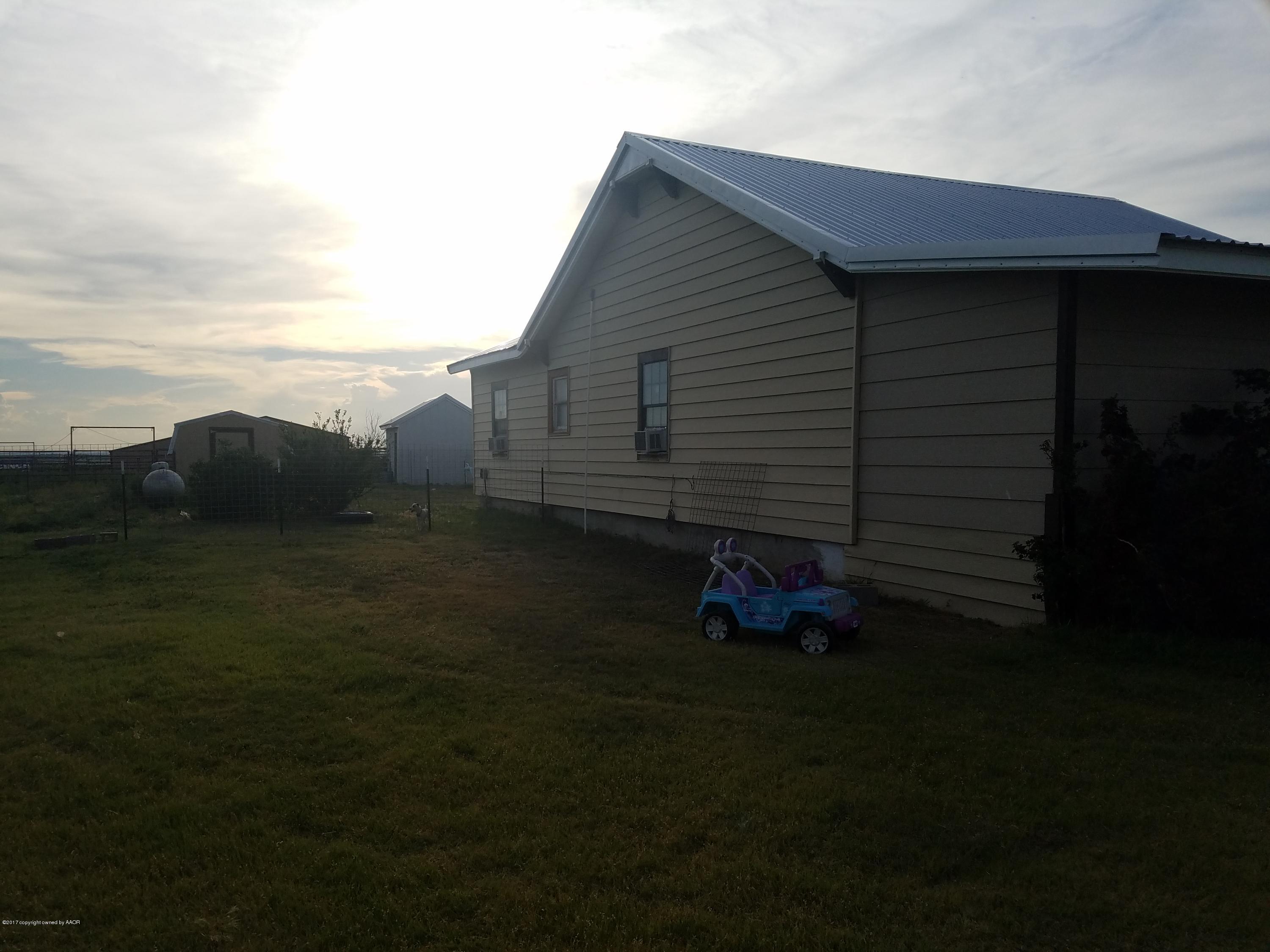 404 Milner Road Fritch, TX 79036 - Photo 10 of 11 20170530_193727