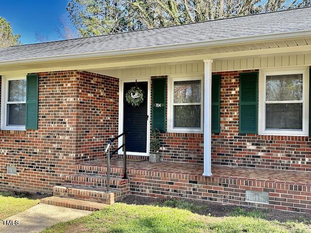 704 Younger Road Roxboro, NC 27573 - Photo 2 of 50 IMG_3164