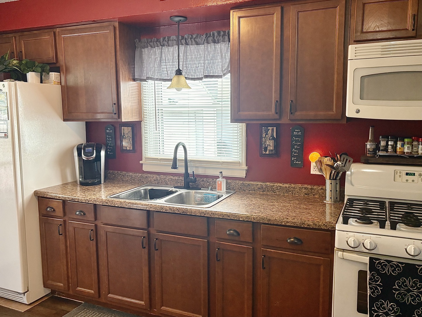 915 North 10th Street Rochelle, IL 61068 - Photo 11 of 26 Gallery Image 11