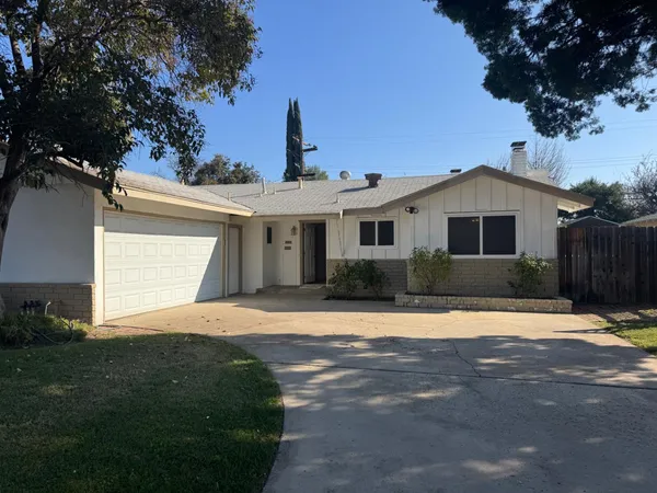 $363,600 | 4656 North 5th Street, Fresno, CA 93726