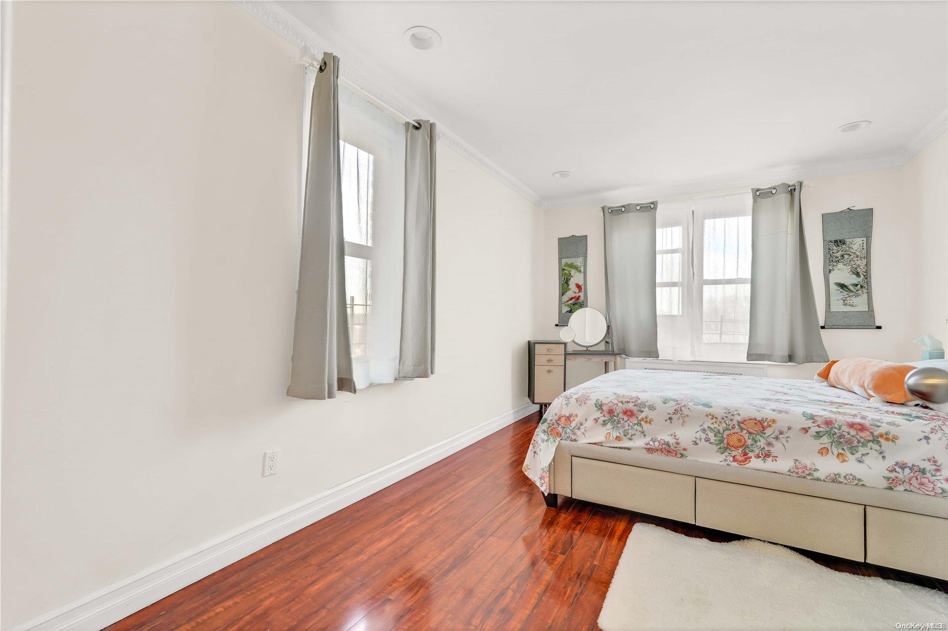 150-11 72nd Road, Unit 4H Queens, NY 11367 - Photo 11 of 20 Gallery Image 11