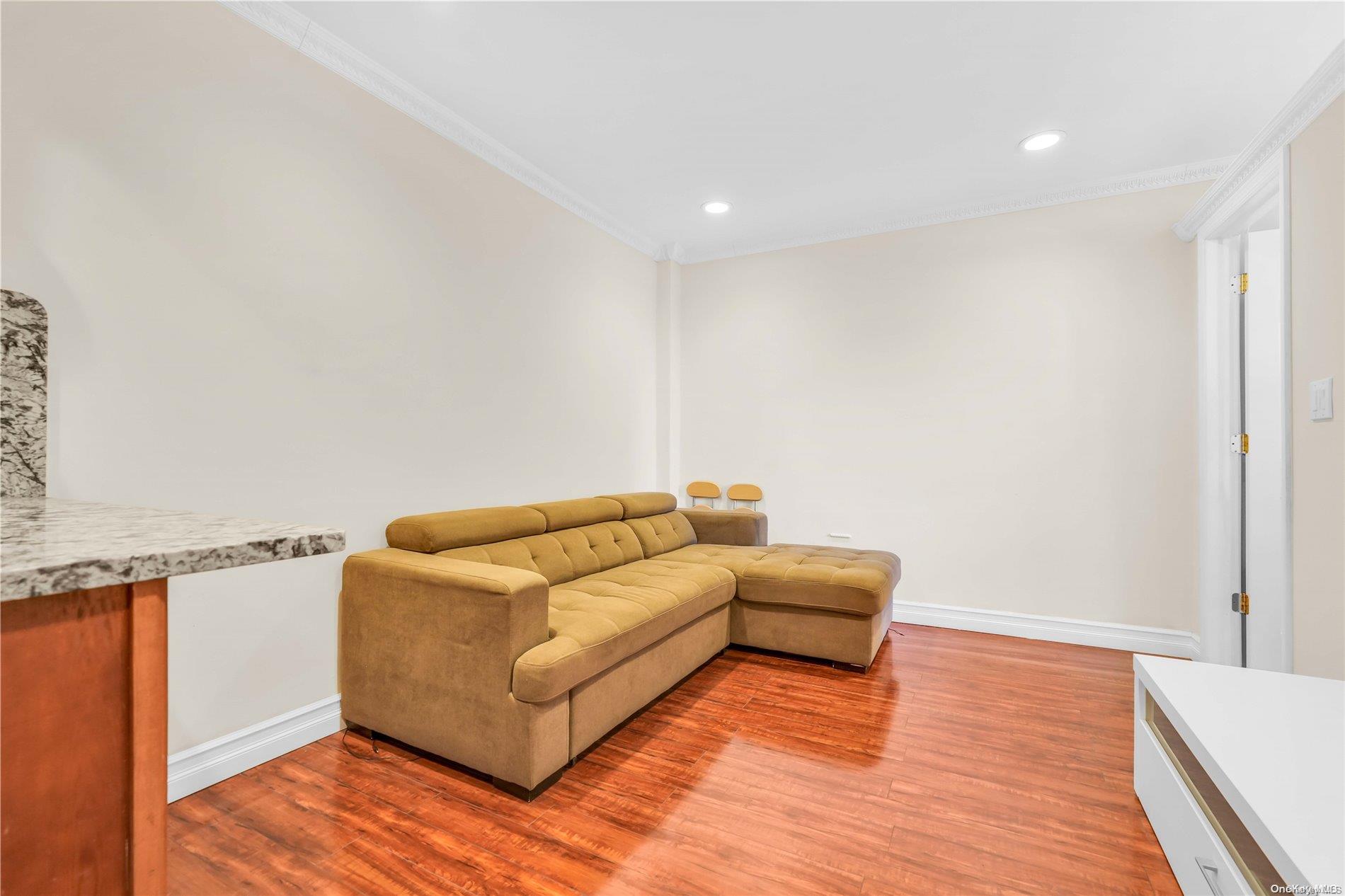 150-11 72nd Road, Unit 4H Queens, NY 11367 - Photo 4 of 20 Gallery Image 4
