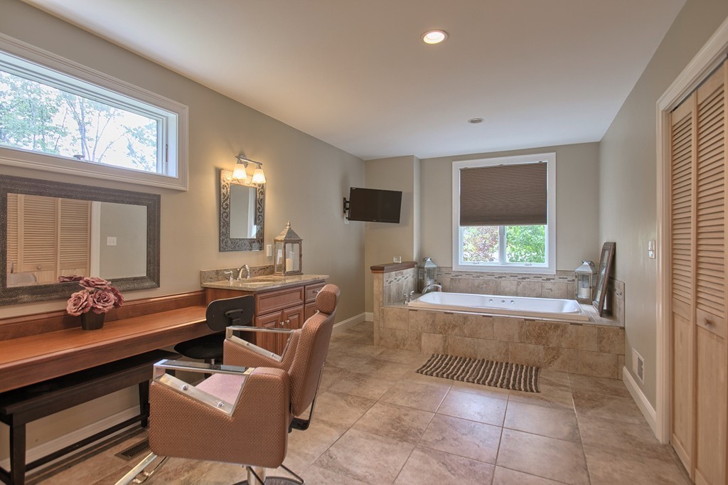 45 Lyons Farm Road Haverhill, MA 01835 - Photo 19 of 30 Gallery Image 19