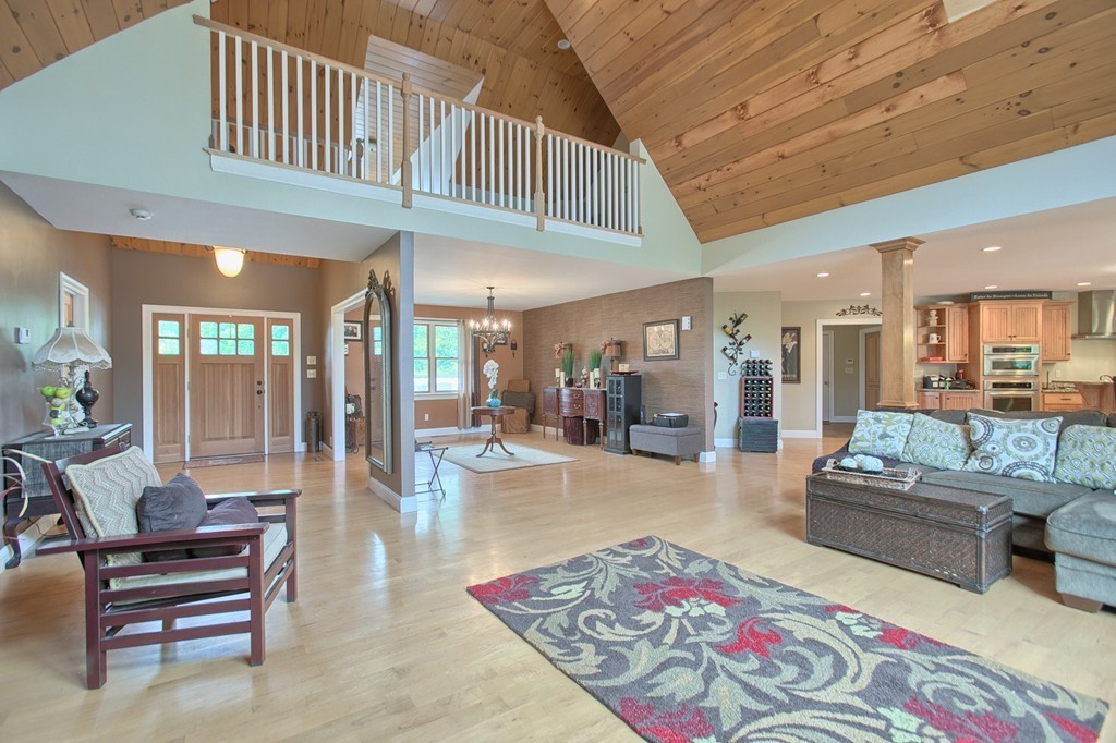 45 Lyons Farm Road Haverhill, MA 01835 - Photo 6 of 30 Gallery Image 6