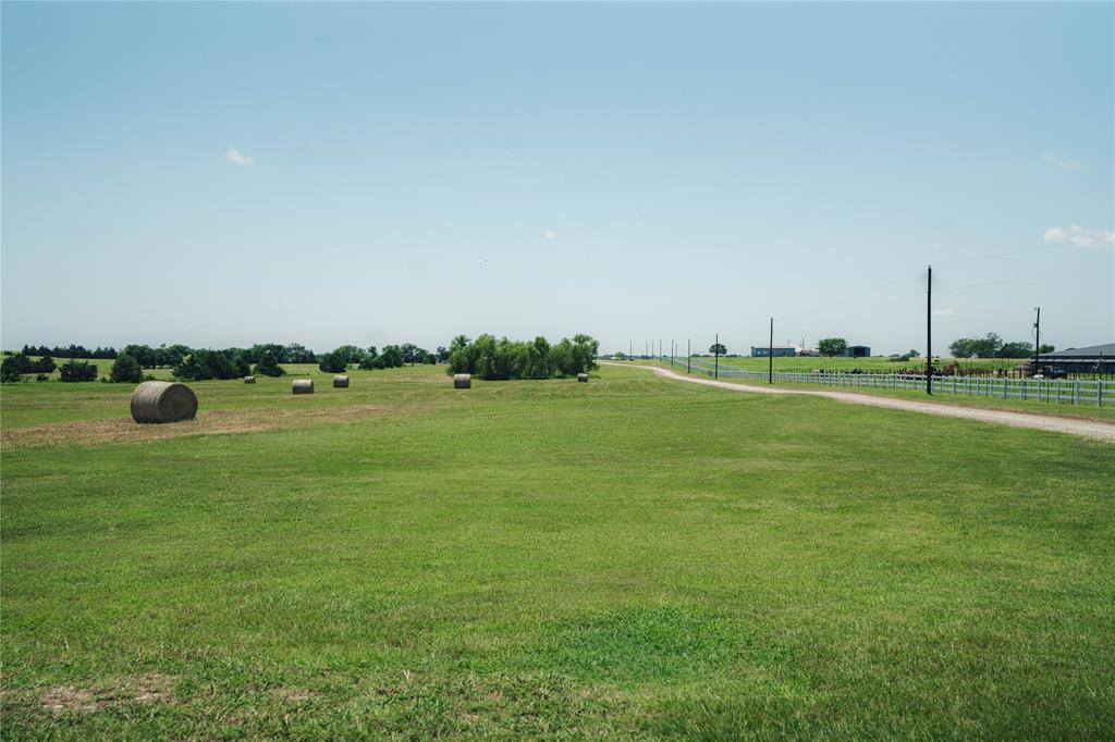 20548 Fm 901 Road Gordonville, TX 76245 - Photo 26 of 39 Driveway / Land /Crop