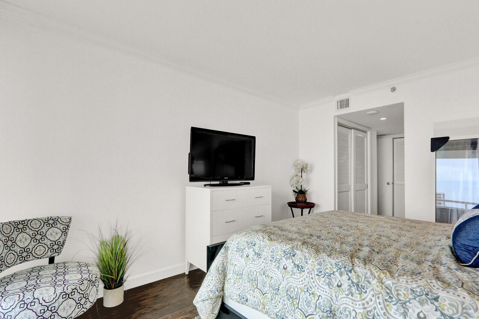4201 North Ocean Boulevard, Unit C1405 Boca Raton, FL 33431 - Photo 29 of 40 MASTER BEDROOM