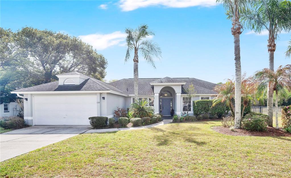 638 Appleton Place Oviedo, FL 32765 - Photo 1 of 1 a front view of a house with a yard