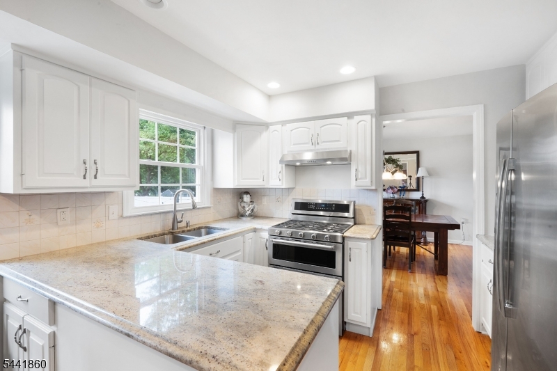 38 River Bend Road Clinton, NJ 08809 - Photo 7 of 29