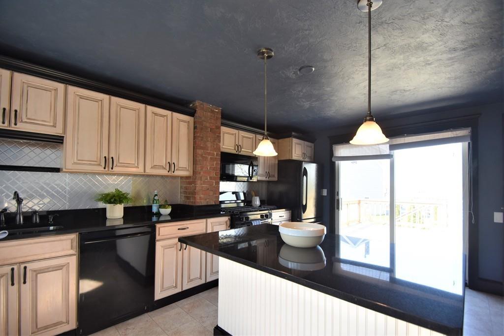 83 Main Street Hull, MA 02045 - Photo 24 of 39 Gallery Image 24