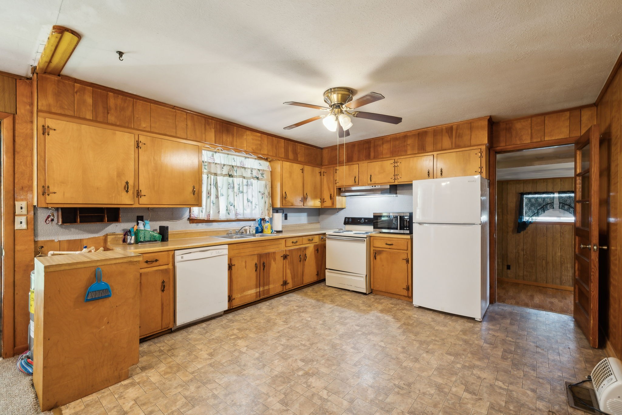 2732 Wayside Road Manchester, TN 37355 - Photo 6 of 22