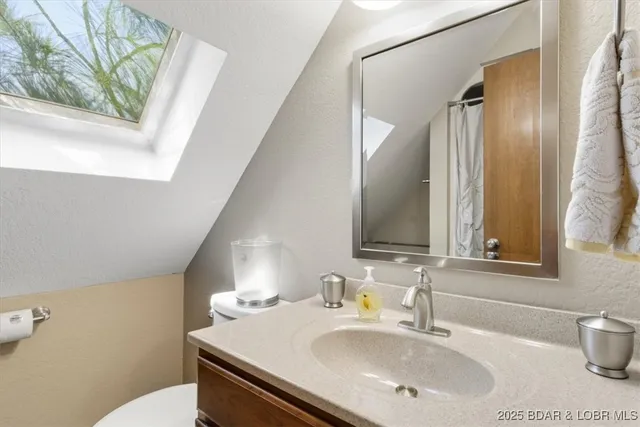 $425,000 | 26250 Herring Court, Lincoln, MO 65338