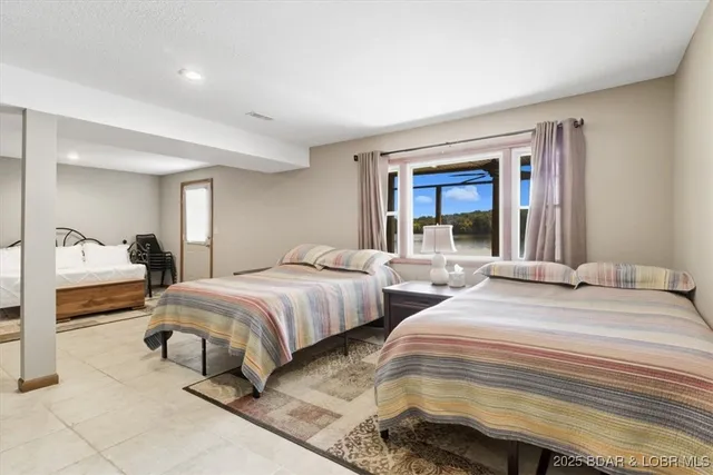 $425,000 | 26250 Herring Court, Lincoln, MO 65338