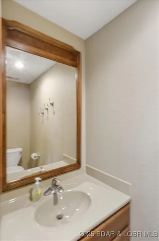 $425,000 | 26250 Herring Court, Lincoln, MO 65338