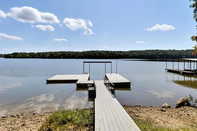 $425,000 | 26250 Herring Court, Lincoln, MO 65338